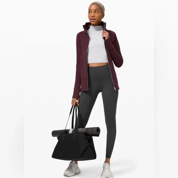 Lululemon - Radiant Jacket II - Picture 4 of 11